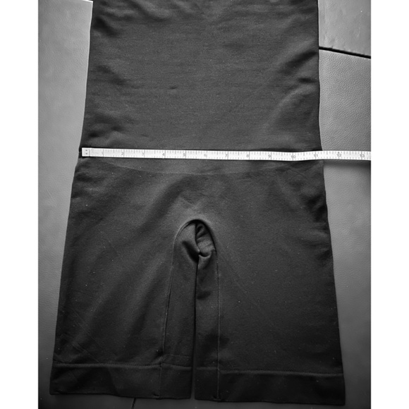 🖤 SALE🖤 BLACK HIGH WAISTED SHAPE-WEAR - Picture 10 of 11